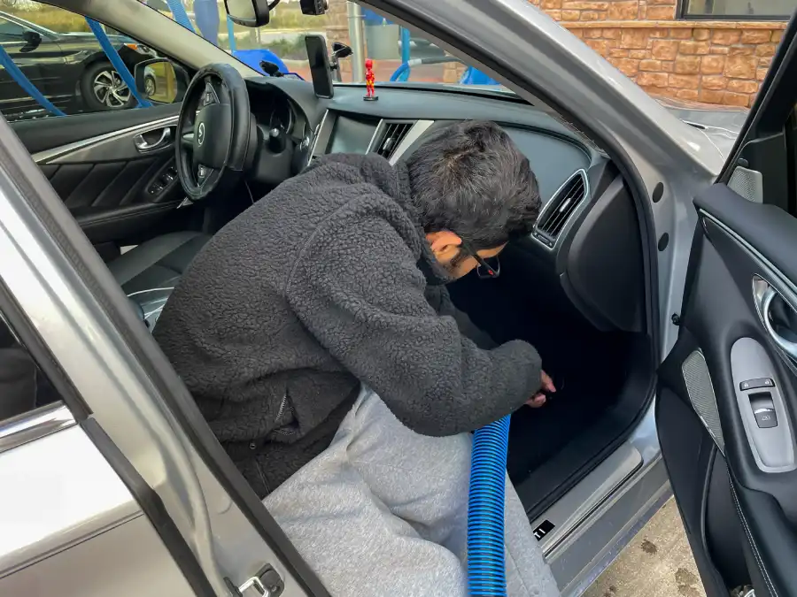 Auto Deep Cleaning To Remove Stubborn Odors in Abbotsford, BC Auto Deep Cleaning To Remove Stubborn Odors in Abbotsford, BC